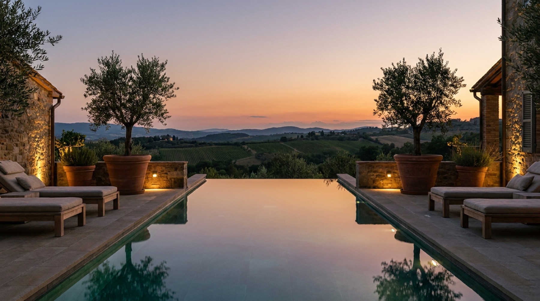 Boutique hotel di lusso, terrazza al tramonto